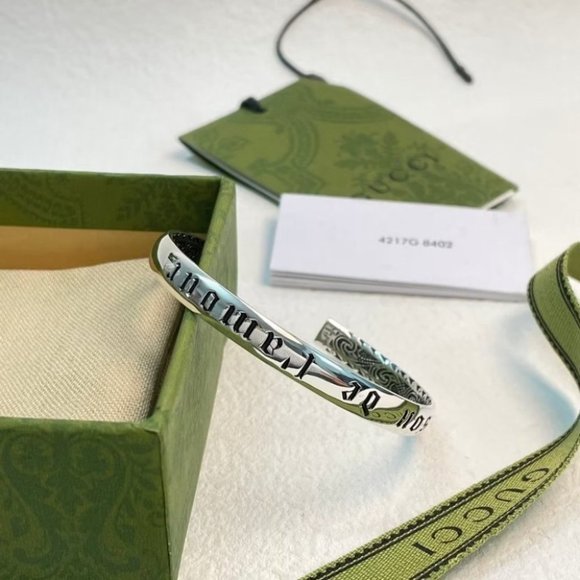 WOMEN FASHION BRACELET (GC) - Picture 3 of 5